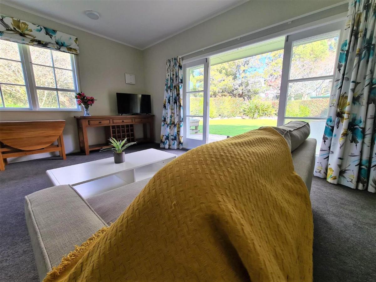 Pyes Pa Studio Appartement Tauranga Buitenkant foto